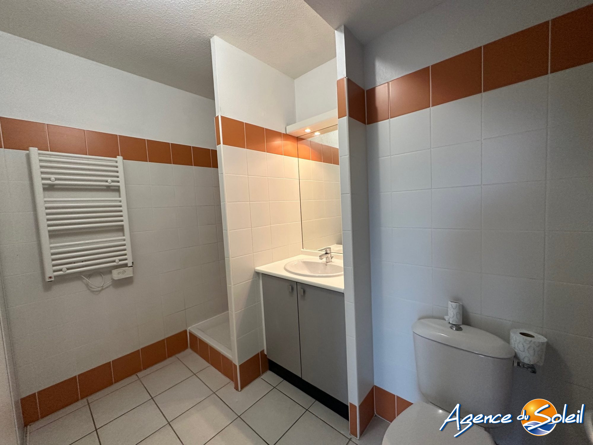 Cuisine - Appartement Béziers (Réf. 09-7733-AGENCEDUSOLEIL)