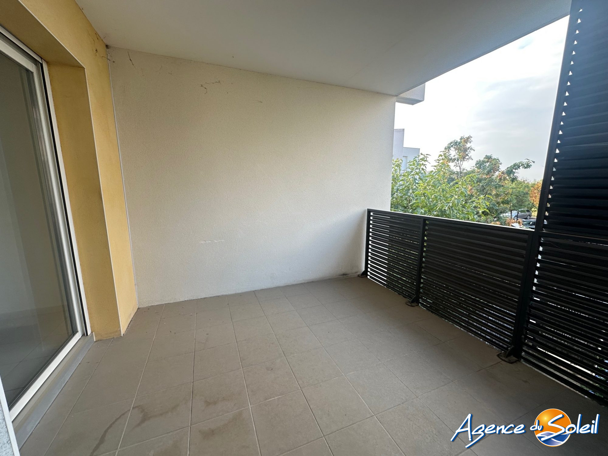 Jardin - Appartement Béziers (Réf. 09-7733-AGENCEDUSOLEIL)
