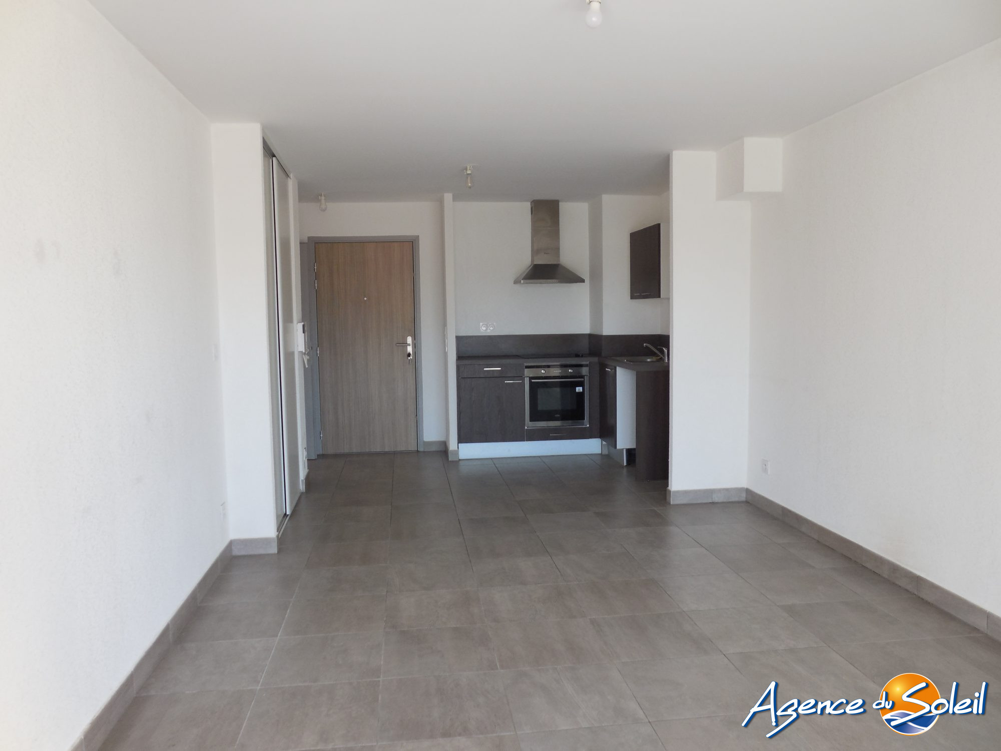 Vue intérieure - Appartement Port-la-Nouvelle (Réf. 10-11192-AGENCEDUSOLEIL)