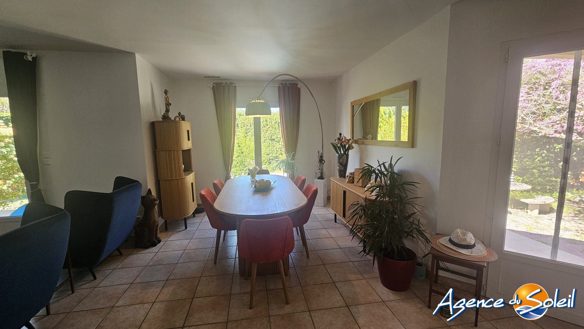 Photo 13 - Maison Moussan (Réf. 11-11076-AGENCEDUSOLEIL)