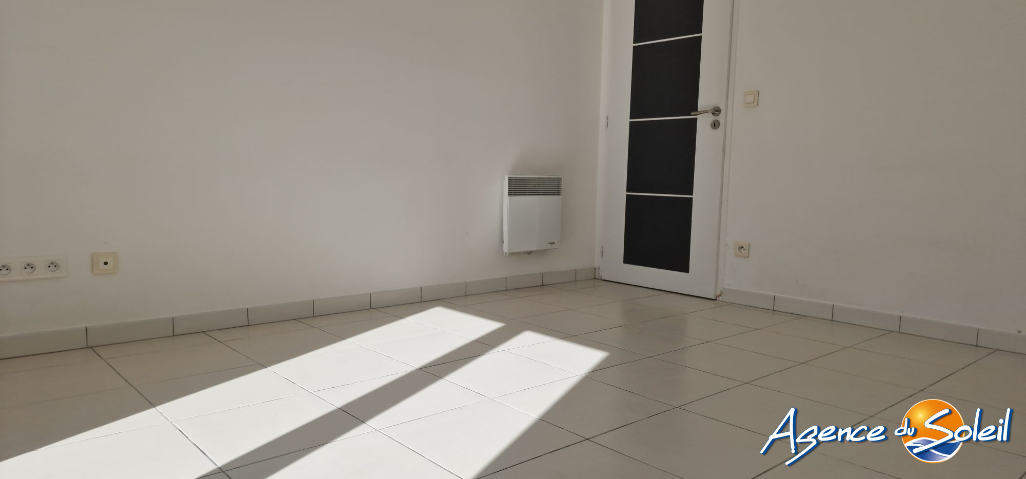 Salle de bain - Maison Saint-Nazaire (Réf. 19-11195-AGENCEDUSOLEIL)