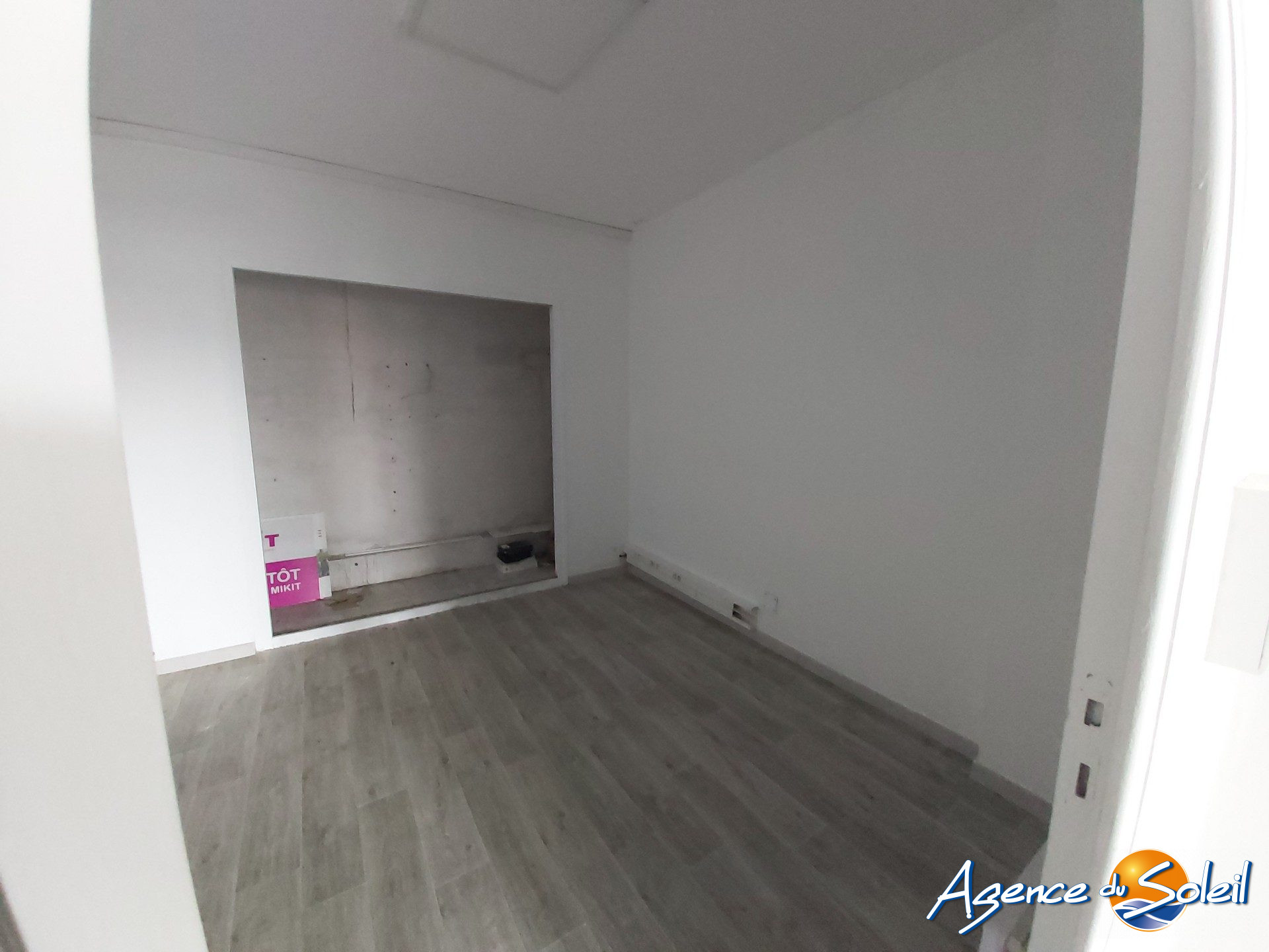 Chambre - Immobilier Pro Narbonne (Réf. 04-7793-AGENCEDUSOLEIL)