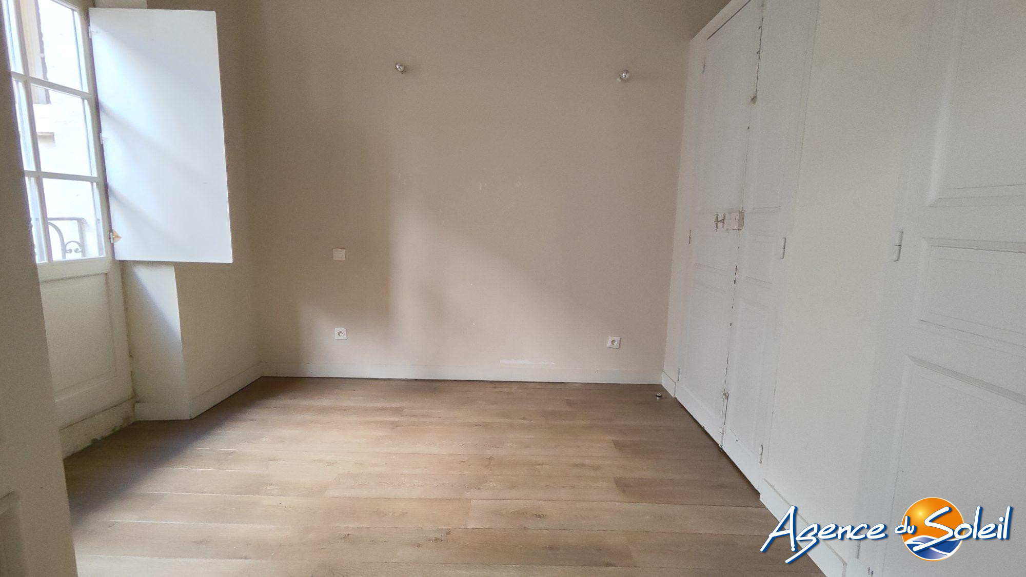 Photo 10 - Appartement Pézenas (Réf. 38-10717-AGENCEDUSOLEIL)