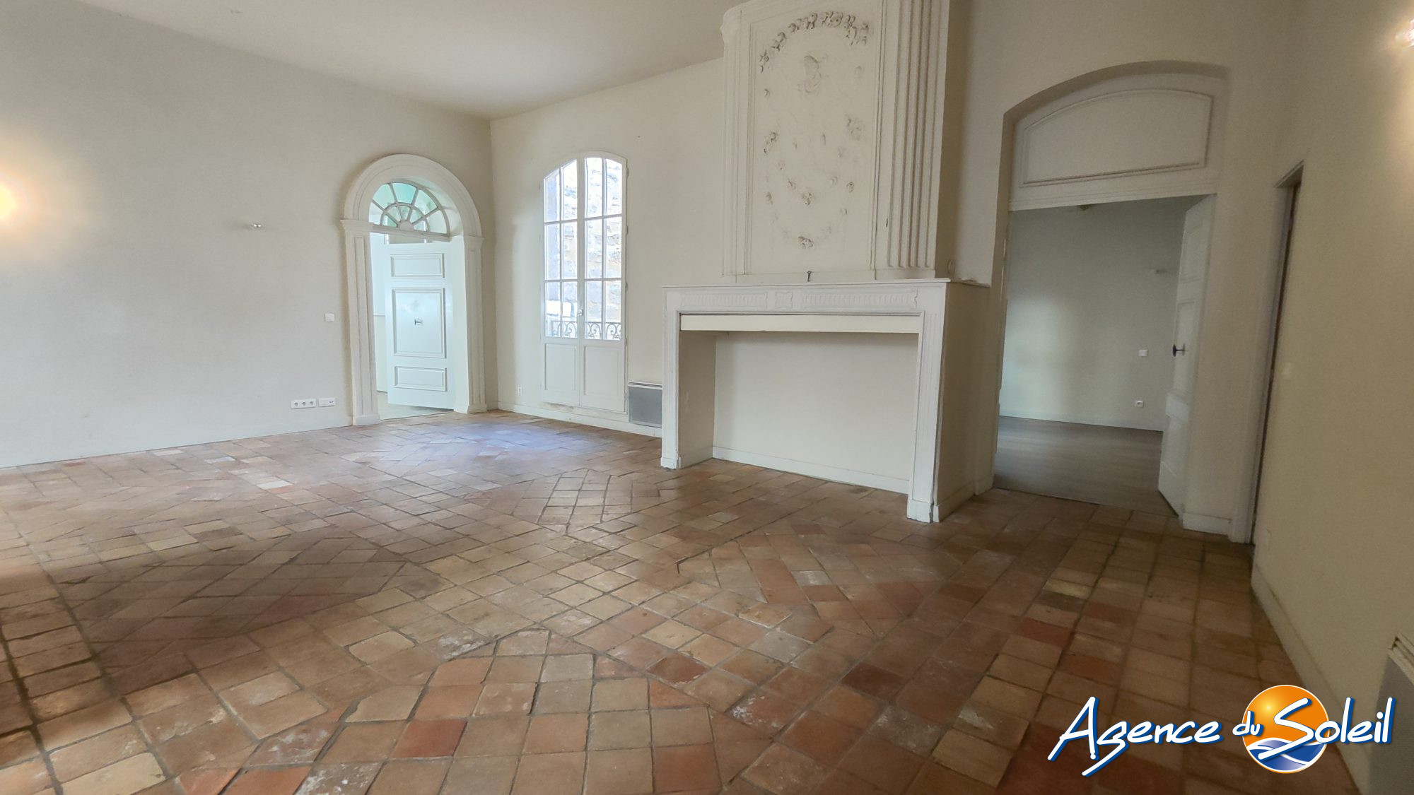 Vue intérieure - Appartement Pézenas (Réf. 38-10717-AGENCEDUSOLEIL)