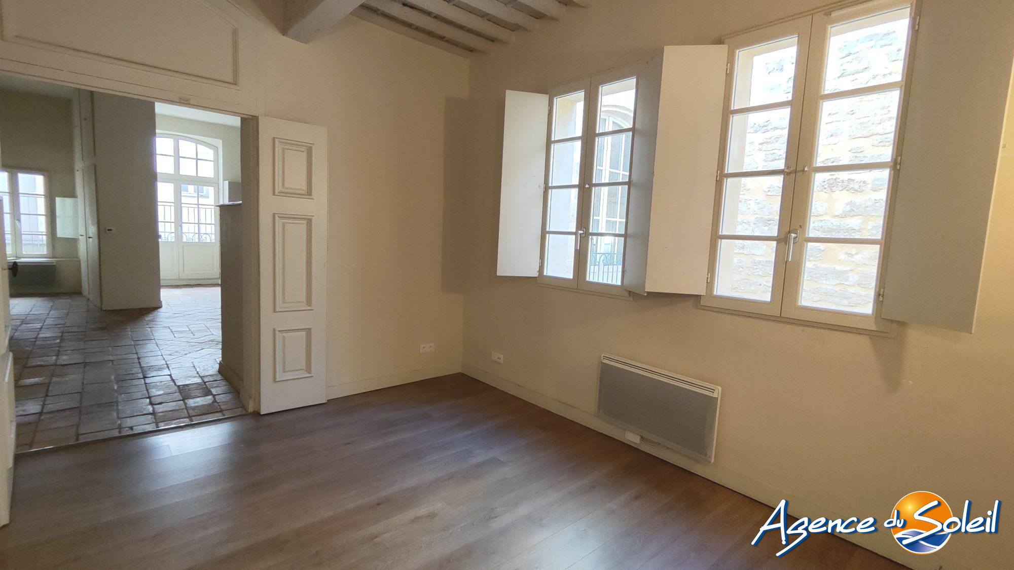 Salle de bain - Appartement Pézenas (Réf. 38-10717-AGENCEDUSOLEIL)