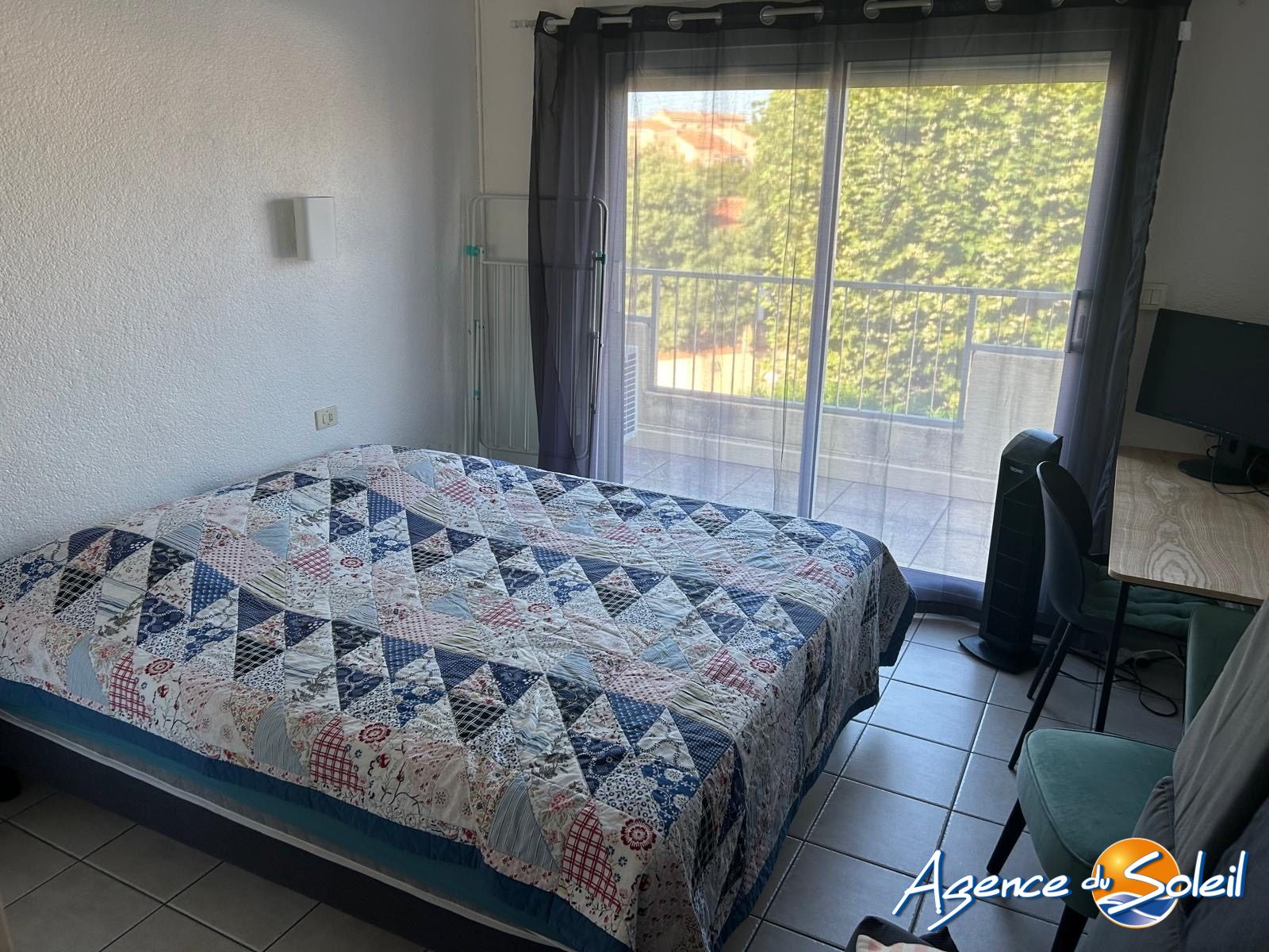 Vue extérieure - Appartement Canet-en-Roussillon (Réf. 19-10462-AGENCEDUSOLEIL)